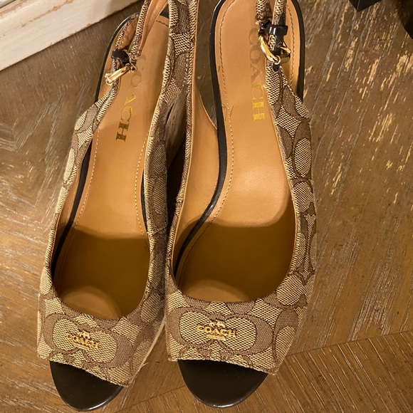 Coach wedges - Picture 1 of 6